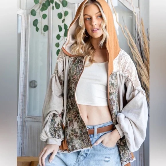 OLI & HALI Lace Yoke Long Sleeve  Zip Closure Hooded Jacket - Picture 4 of 5